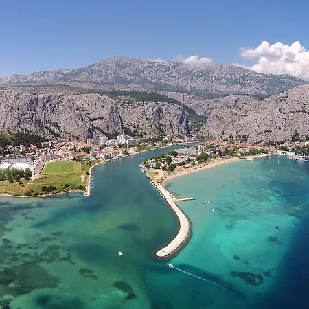 Omis 12194a
