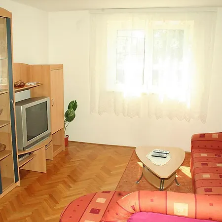 Omis 12194a * Dugi Rat